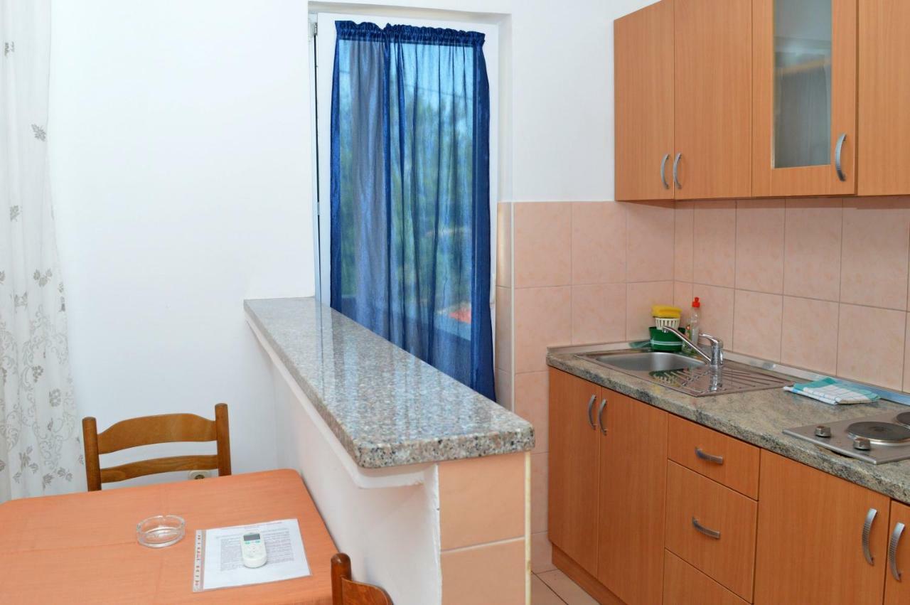 Apartmani Mačak II Novalja Bagian luar foto