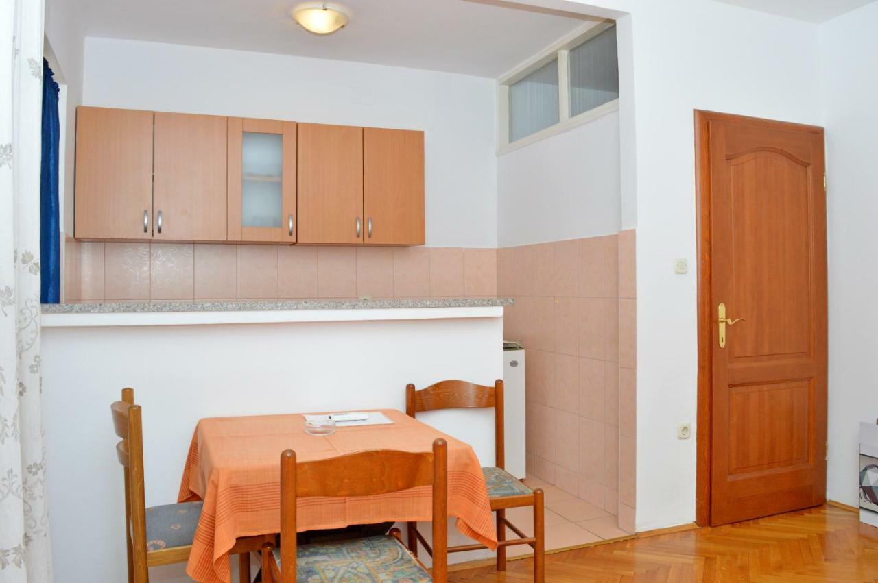 Apartmani Mačak II Novalja Bagian luar foto